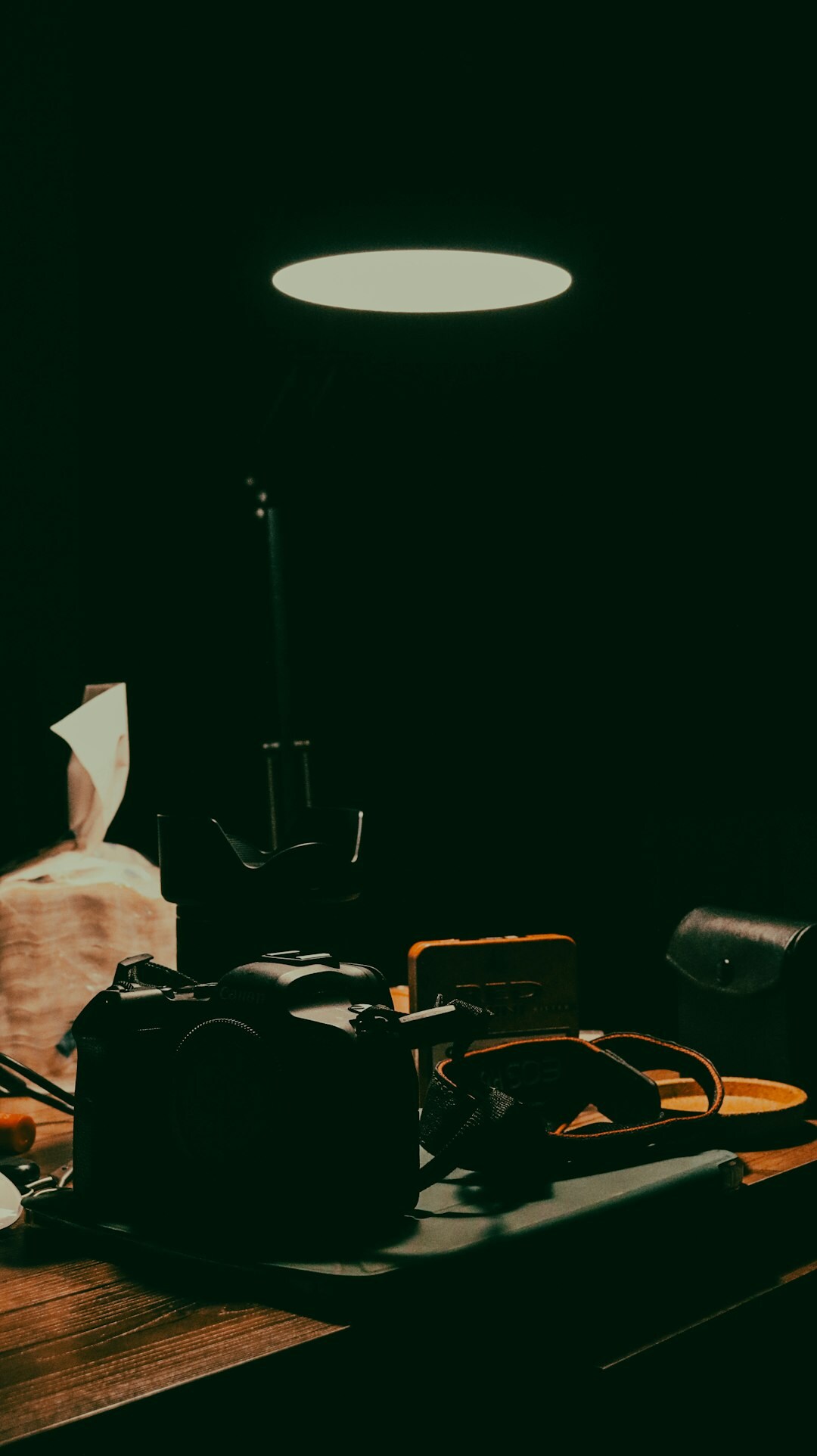 detective hat on desk