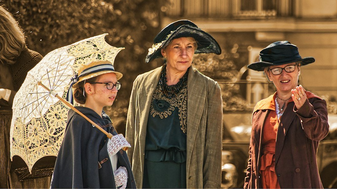 historical mystery scene